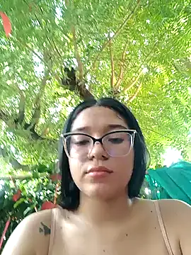 Snapshot of -VICKKY chatting on February 2025 08:36:01 PM -VICKKY online show from February 2025 08:36:01 PM