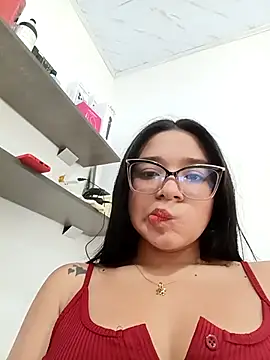 Snapshot of -VICKKY chatting on September 2025 02:06:01 PM -VICKKY online show from September 2025 02:06:01 PM