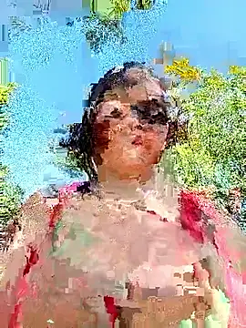 Snapshot of -VICKKY chatting on September 2025 01:45:01 PM -VICKKY online show from September 2025 01:45:01 PM