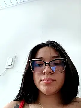 -VICKKY online show from January 2026 07:17:01 PM