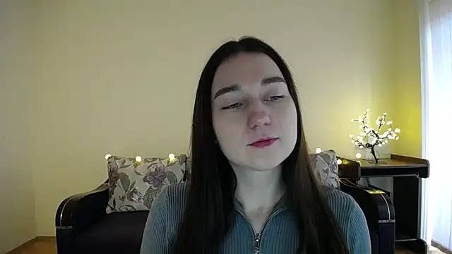 Snapshot of Pretty_shy chatting on January 2025 09:02:02 AM Pretty shy online show from January 2025 09:02:02 AM