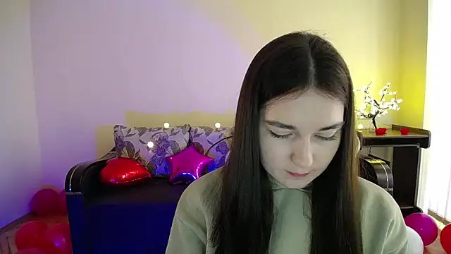 Snapshot of Pretty_shy chatting on February 2025 12:25:02 PM Pretty shy online show from February 2025 12:25:02 PM