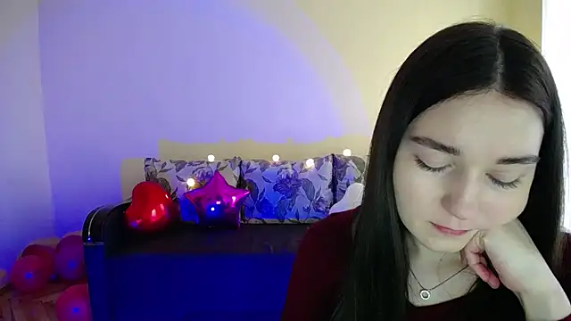 Snapshot of Pretty_shy chatting on February 2025 09:13:02 AM Pretty shy online show from February 2025 09:13:02 AM