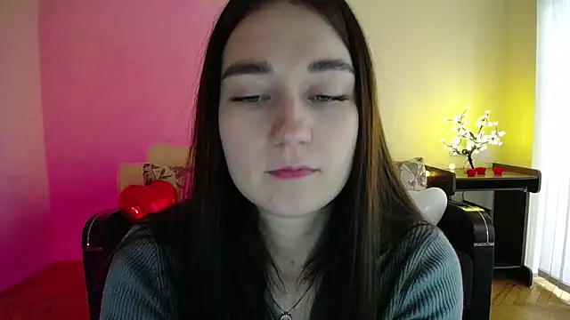 Snapshot of Pretty_shy chatting on March 2025 12:45:01 PM Pretty shy online show from March 2025 12:45:01 PM