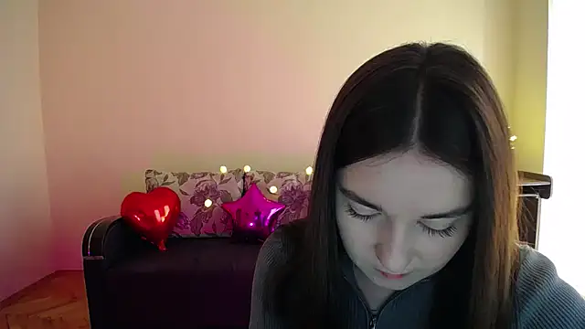 Snapshot of Pretty_shy chatting on March 2025 08:55:02 AM Pretty shy online show from March 2025 08:55:02 AM