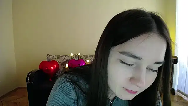 Snapshot of Pretty_shy chatting on March 2025 01:51:01 PM Pretty shy online show from March 2025 01:51:01 PM