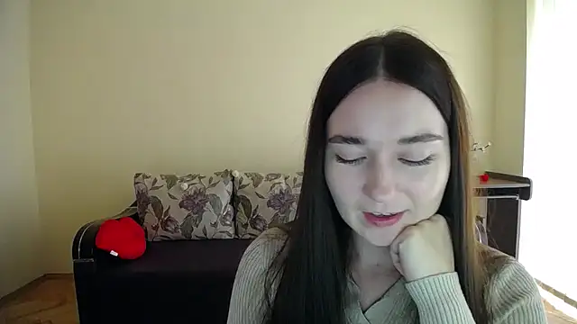 Pretty shy online show from October 2025 08:35:01 AM