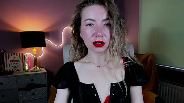 Mia Tasty online show from October 2025 07:31:01 AM