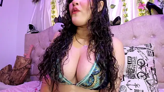 Snapshot of Chanelle_ chatting on November 2025 05:45:02 PM Chanelle online show from November 2025 05:45:02 PM