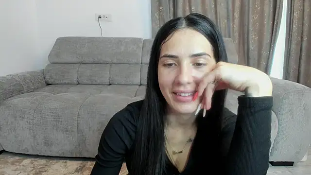 Snapshot of Emmapmg chatting on October 2025 10:32:02 AM Emmapmg online show from October 2025 10:32:02 AM