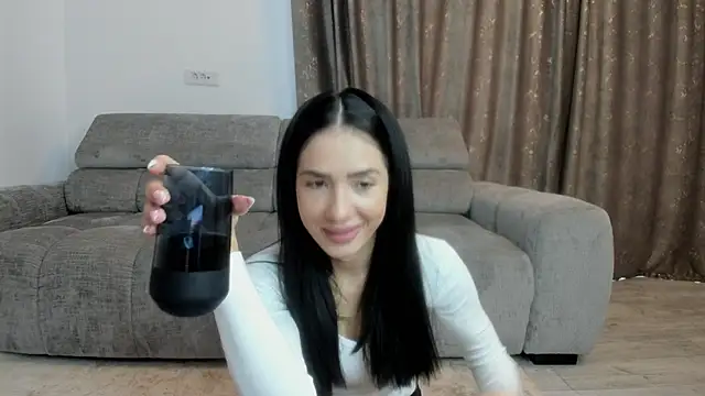 Snapshot of Emmapmg chatting on October 2025 10:34:02 AM Emmapmg online show from October 2025 10:34:02 AM