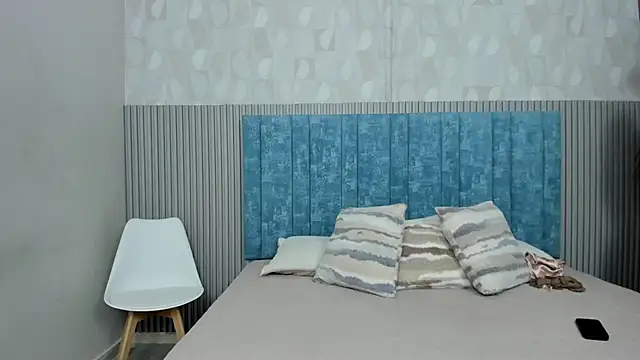 Ivi Akina online show from January 2025 06:16:02 PM
