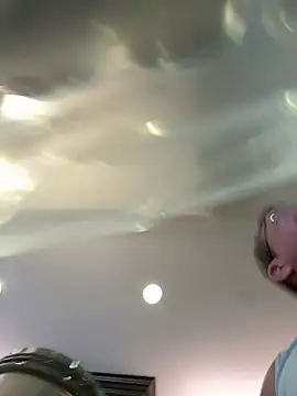 sluttydylan online show from April 2026 09:59:02 PM