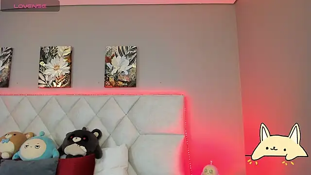 Violettbloss online show from September 2025 03:44:01 AM