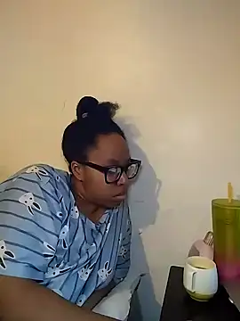 Snapshot of madamsensuale chatting on January 2025 10:19:01 PM madamsensuale online show from January 2025 10:19:01 PM