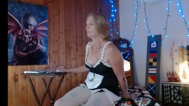 JamieBottoms online show from June 2026 02:10:02 PM