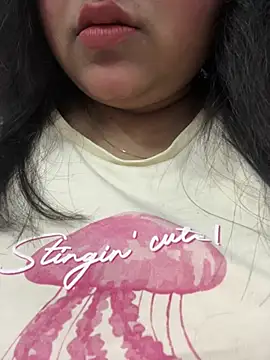 smile pretty online show from February 2026 05:50:02 PM