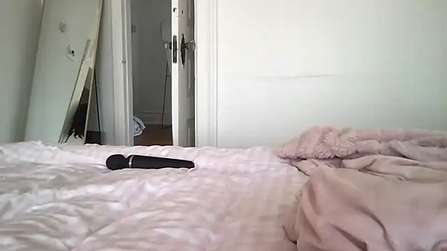 loveofbea online show from March 2026 05:58:02 PM