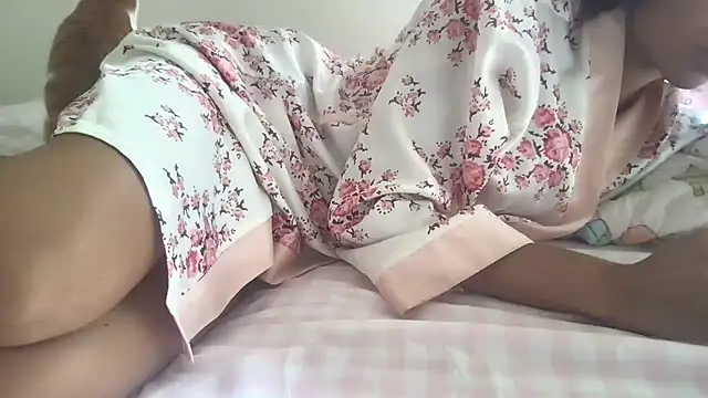 loveofbea online show from April 2026 04:16:01 PM