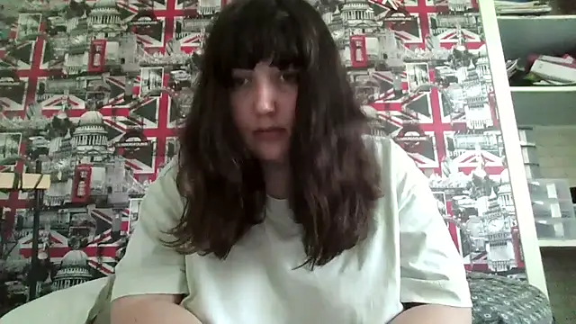 Snapshot of Lynylou chatting on September 2025 11:15:01 AM Lynylou online show from September 2025 11:15:01 AM