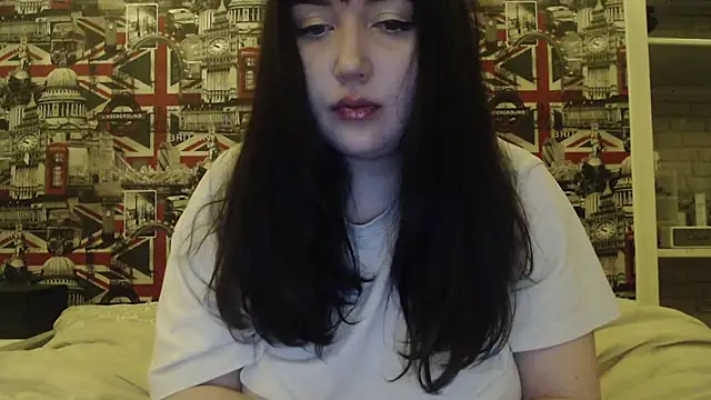 Lynylou online show from February 2026 03:14:02 AM