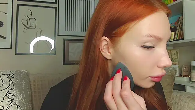 JudyWalkerr online show from March 2025 03:30:02 AM