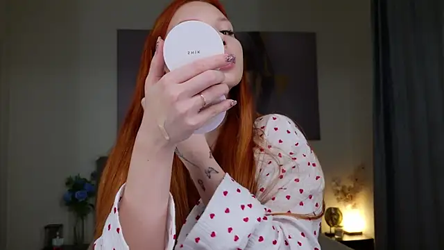 JudyWalkerr online show from September 2025 01:49:01 PM