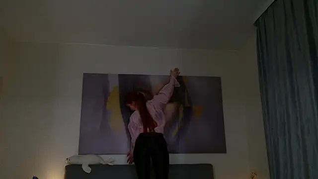 JudyWalkerr online show from October 2025 02:14:02 PM