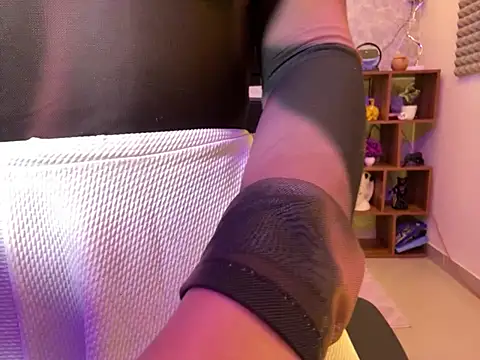 MidnightFlame online show from February 2025 08:14:02 PM