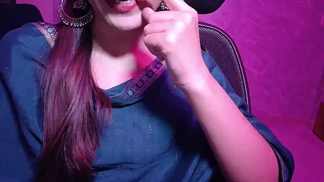 MidnightFlame online show from September 2025 07:51:02 AM