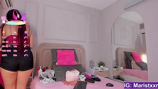 Maristxxr online show from December 2025 07:43:01 PM