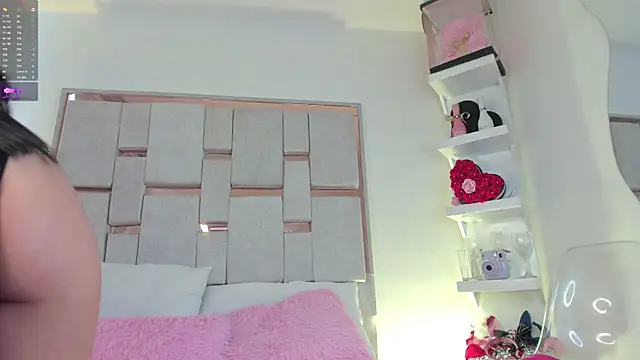 kristel s online show from October 2025 07:02:01 PM