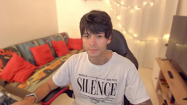 justin stark7 online show from February 2026 01:16:01 PM