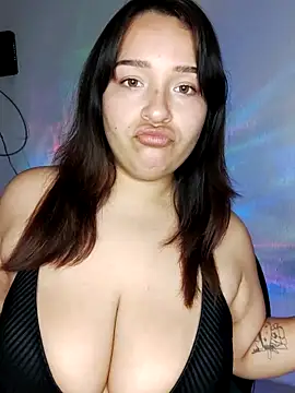 Snapshot of Angiee2001 chatting on March 2025 01:39:01 AM Angiee2001 online show from March 2025 01:39:01 AM