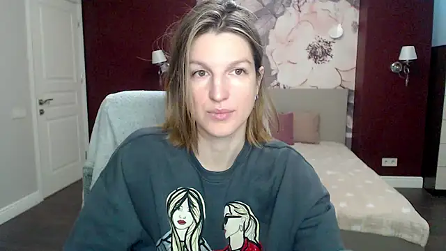 EmilyWalkeri online show from January 2025 07:43:02 AM