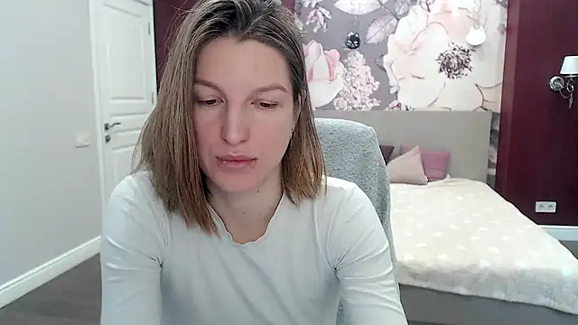 EmilyWalkeri online show from February 2025 07:56:02 AM