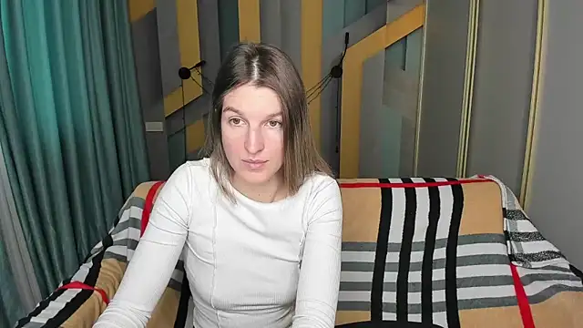 EmilyWalkeri online show from November 2025 07:41:02 AM