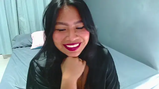 Snapshot of Aria_morgan1 chatting on December 2024 11:06:02 PM Aria morgan1 online show from December 2024 11:06:02 PM