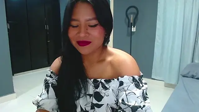 Snapshot of Aria_morgan1 chatting on December 2024 02:16:01 PM Aria morgan1 online show from December 2024 02:16:01 PM