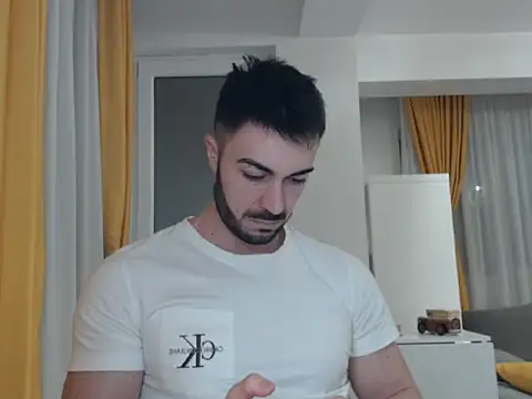 Snapshot of GoldenMark chatting on February 2025 03:59:02 PM GoldenMark online show from February 2025 03:59:02 PM