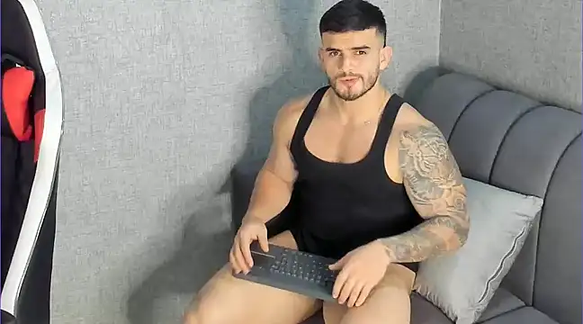 Ricardogo19 online show from January 2025 01:23:02 AM