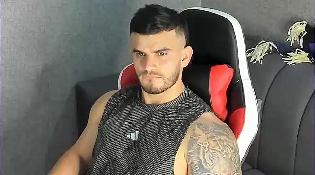 Ricardogo19 online show from January 2025 12:04:01 AM