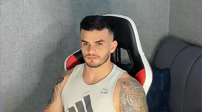 Ricardogo19 online show from March 2025 11:03:02 PM