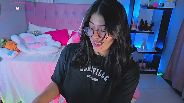 LoaLuxury online show from November 2025 09:13:01 PM