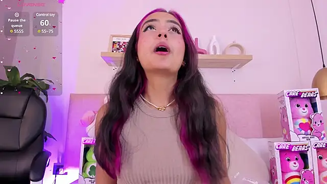 emily bank online show from February 2025 07:23:02 PM