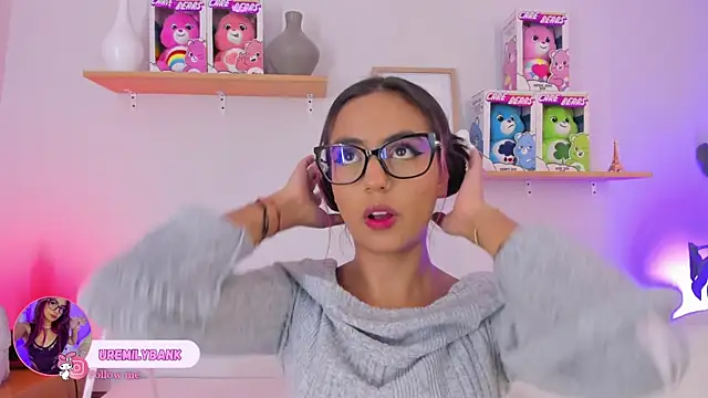 emily bank online show from September 2025 07:36:02 PM