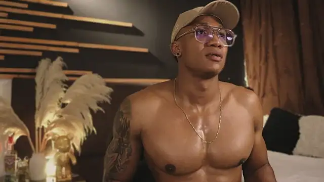 Logan Varela online show from January 2025 03:44:01 AM