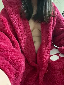 Snapshot of Hatasimi chatting on February 2026 09:57:02 PM Hatasimi online show from February 2026 09:57:02 PM