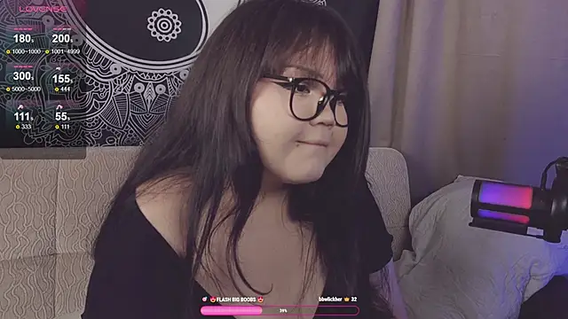 LeyaKan online show from December 2024 12:13:01 AM