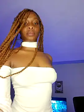 Snapshot of C-yoyo chatting on December 2024 11:28:01 PM C-yoyo online show from December 2024 11:28:01 PM